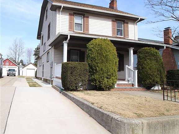 2nd image of 233 Maple Ave