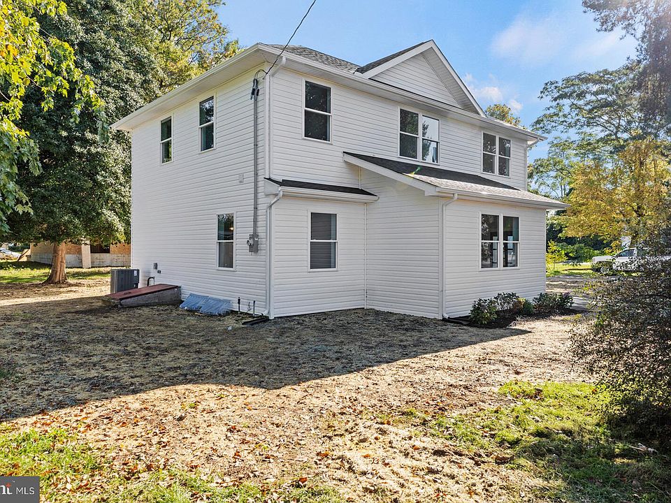 1612 Edgely Ave, Levittown, PA 19057 Zillow