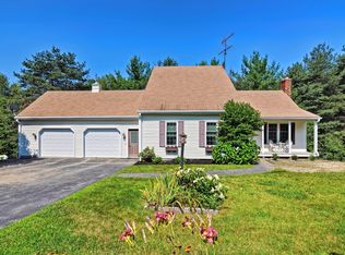 27 Deerfield Rd, Shrewsbury, MA 01545
