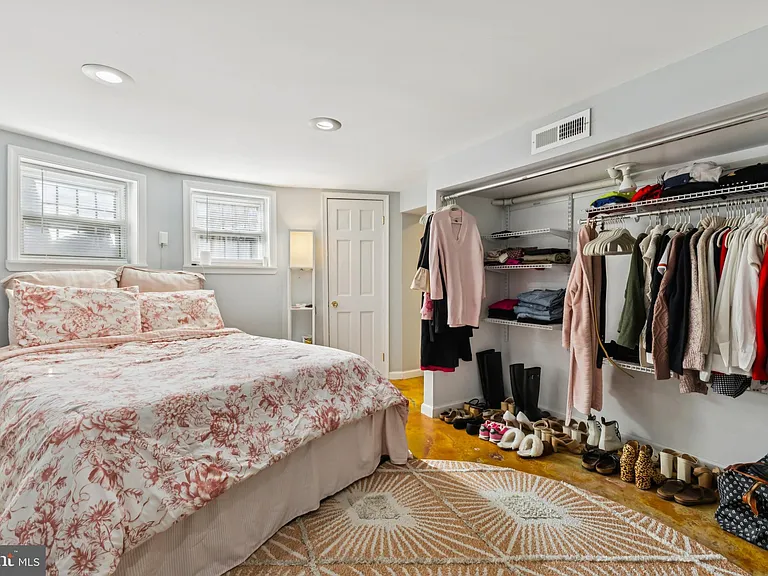 226 Rhode Island Ave NW — Photo 38