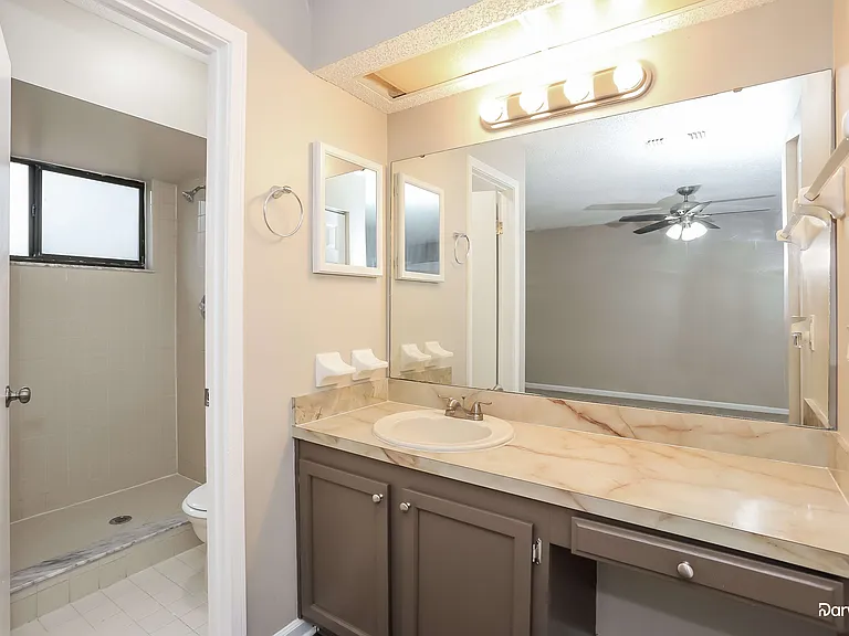 6507 Diamond Leaf Ct S — Photo 14