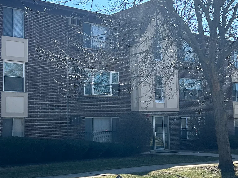 9945 Nottingham Ave #3 — Photo 1