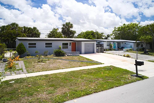 3686 Gull Rd Photo 1