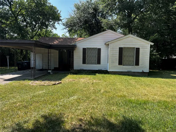 1005 Commerce Dr, Greenville, TX 75401
