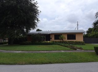 8875 SW 42nd Ter, Miami, FL 33165