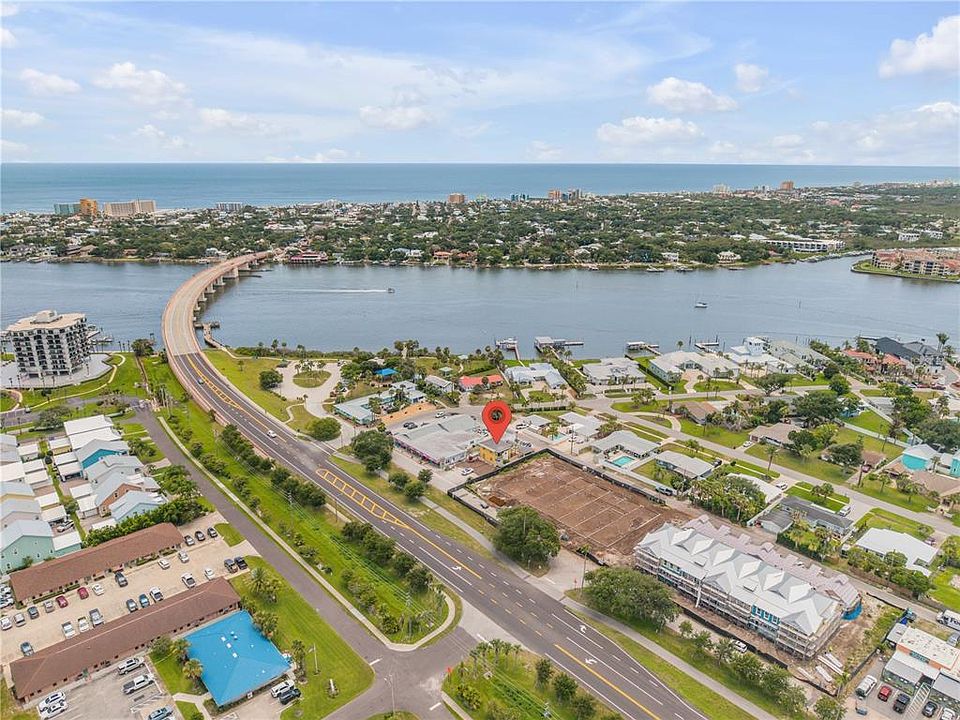 1st image of 472 N CAUSEWAY