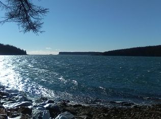 8 Island View Dr, Gouldsboro, ME 04607