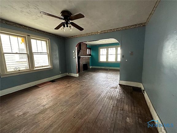 4th image of 23 Elmer St