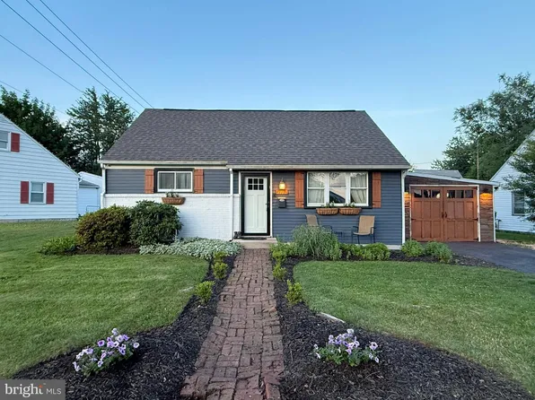 313 Charles Rd, Mechanicsburg, PA 17050