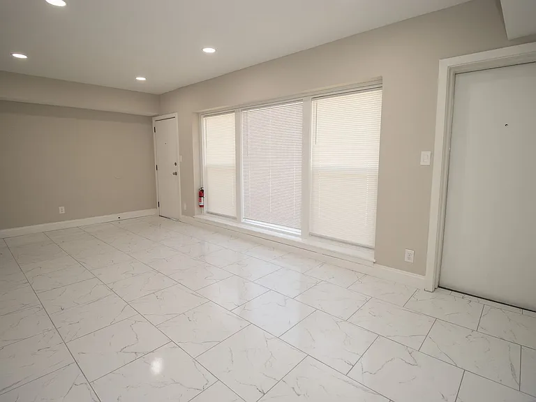 1840 Hampton Street — Photo 47