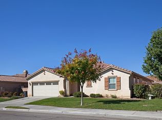 953 Silver Dust Trl, Hemet, CA 92545