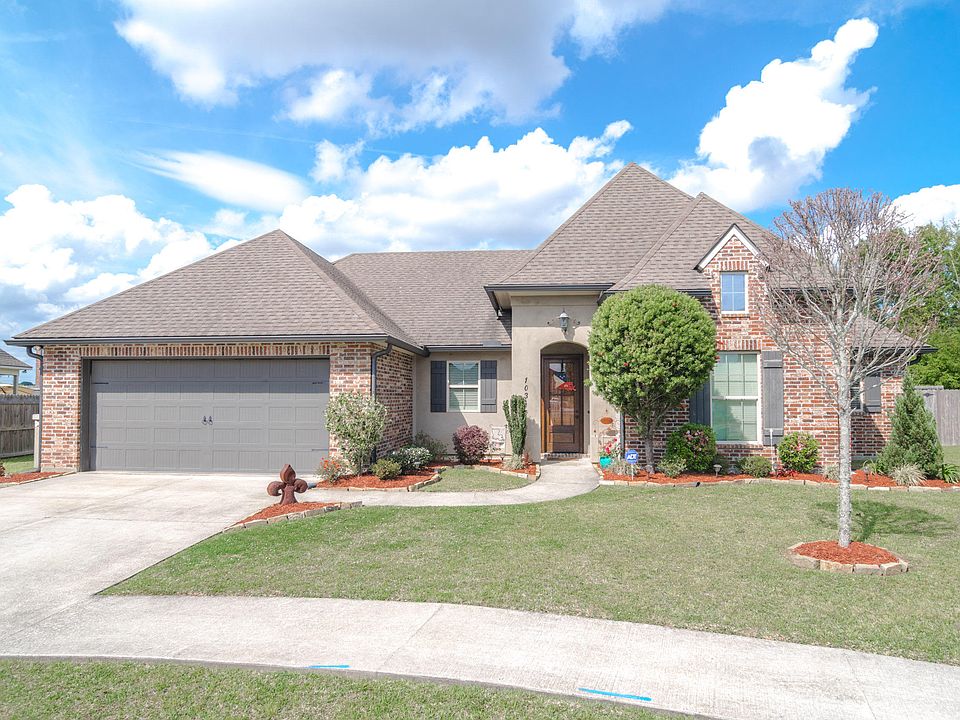 1st image of 103 Country Park Dr