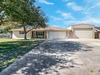 105 Brentwood Pl, Port Lavaca, TX, 77979