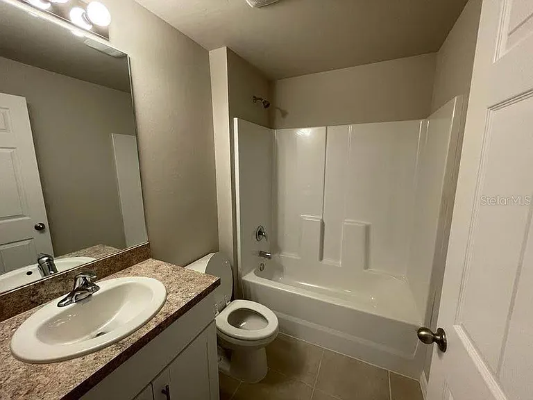 456 Macarthur Dr — Photo 11