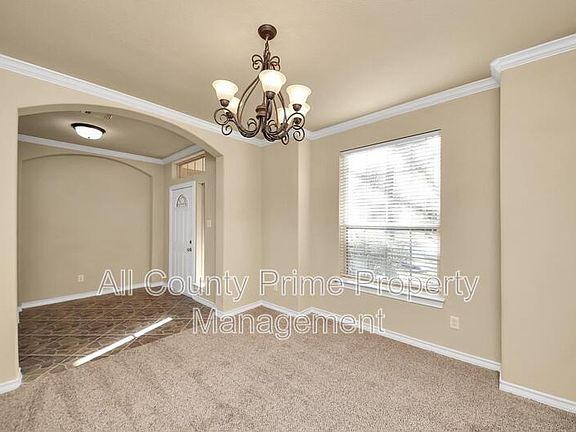 5th image of 4607 Aspen Leaf Ln