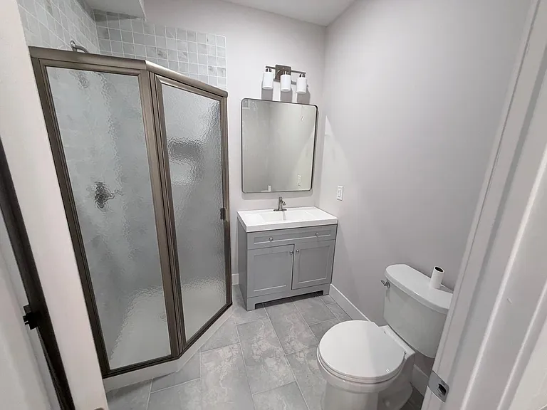 27 Blakely Pl #1 — Photo 8