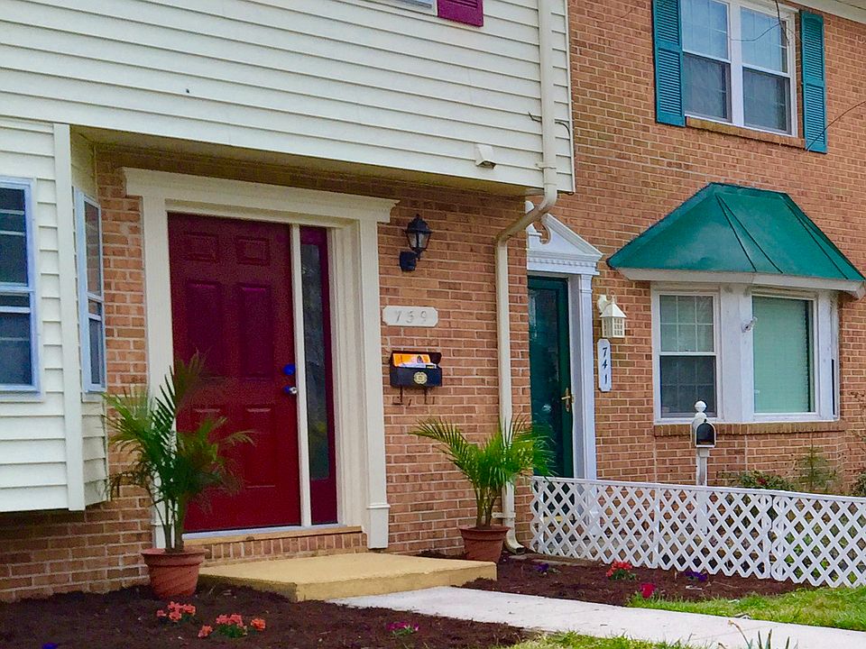 1st image of 739 Biltmore Dr