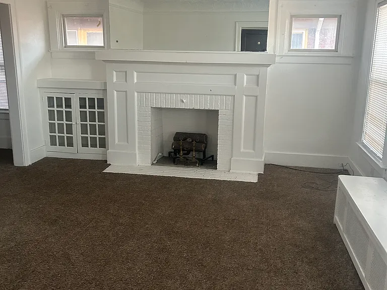 1929 Calvert St #1 — Photo 4