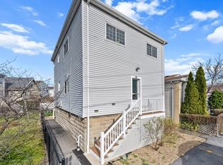 80 Sagamore St, Revere, MA 02151