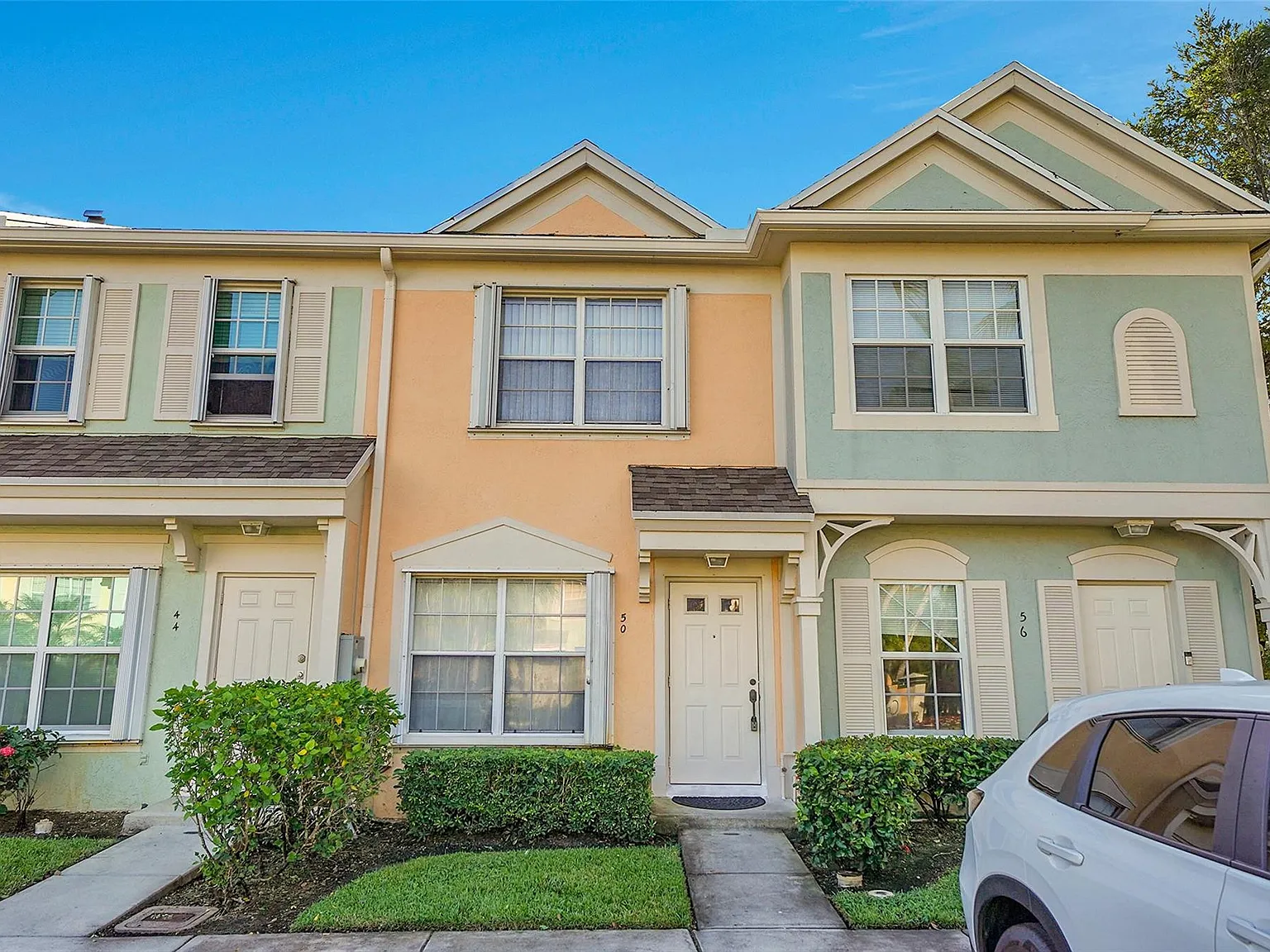 2 bed, 1.5 bath, 1110 sqft, $2,650 — Photo 2