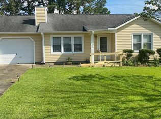 710 Badger Ln, Havelock, NC 28532