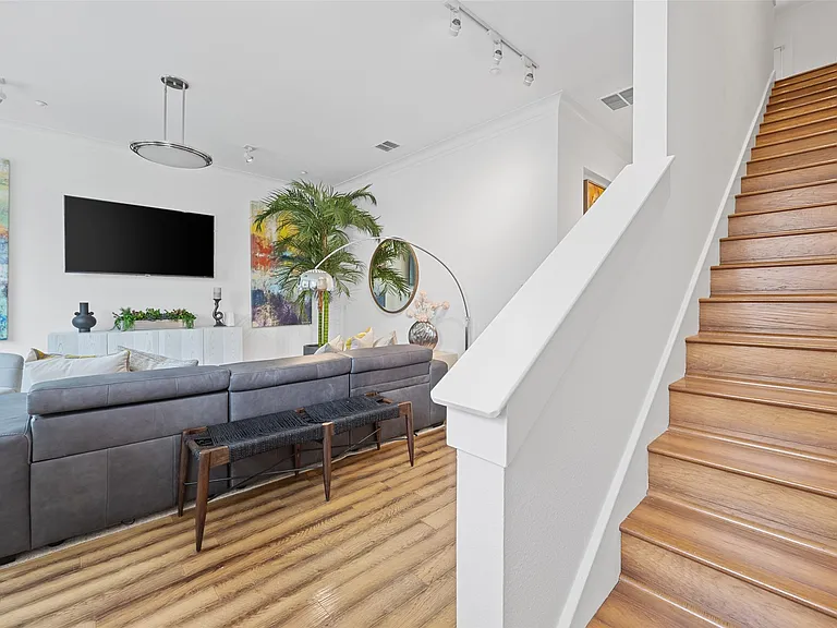 4312 McKinney Ave #4 — Photo 25