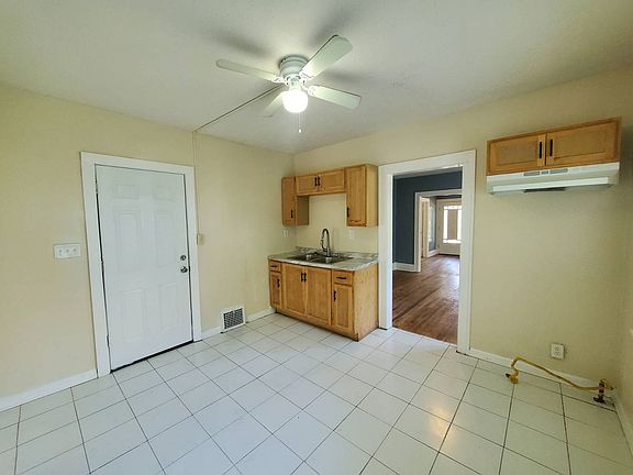2nd image of 12010 Griffing Ave #Dn