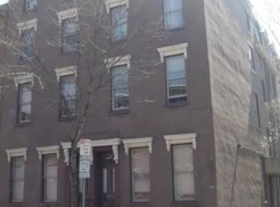 1742 Green St SIDE I, Philadelphia, PA 19130
