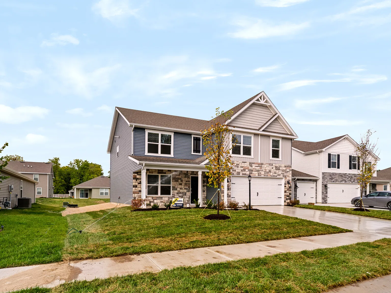 5 bed, 2600 sqft, $2,800 — Photo 2