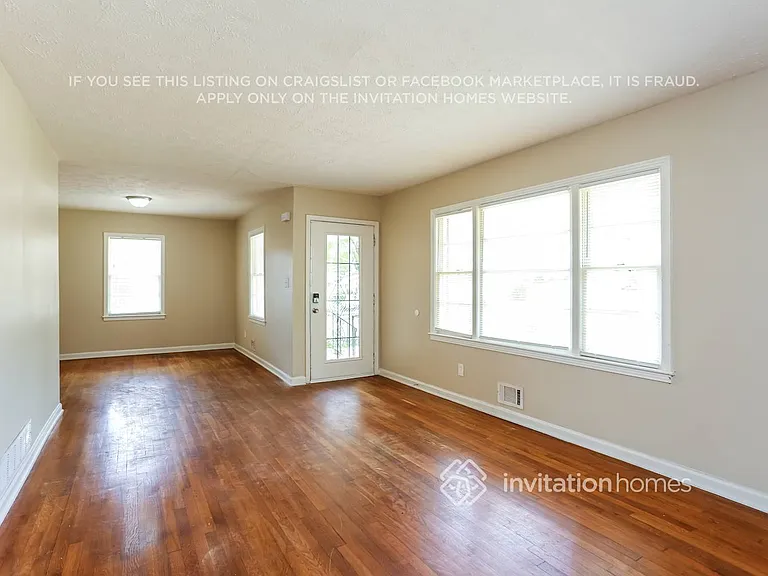 2121 Cherry Ln — Photo 6