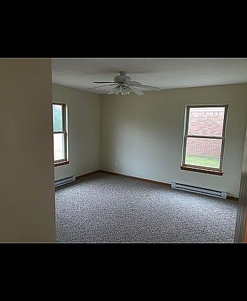 5th image of 109 Meadowgreen Dr