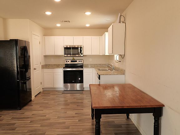 4th image of 3545 N ESTRELLA Road