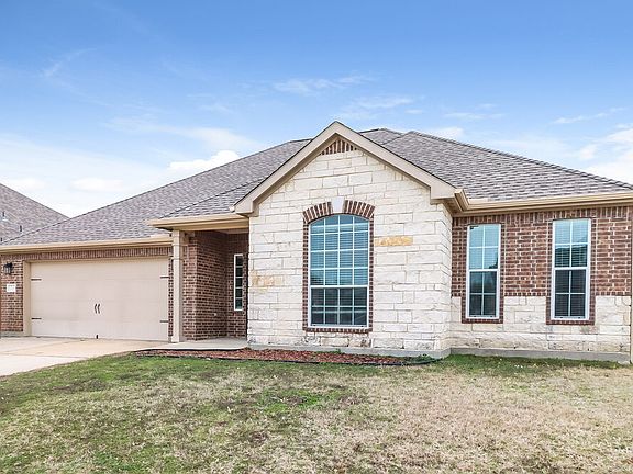 3rd image of 2720 Silver Sage Dr