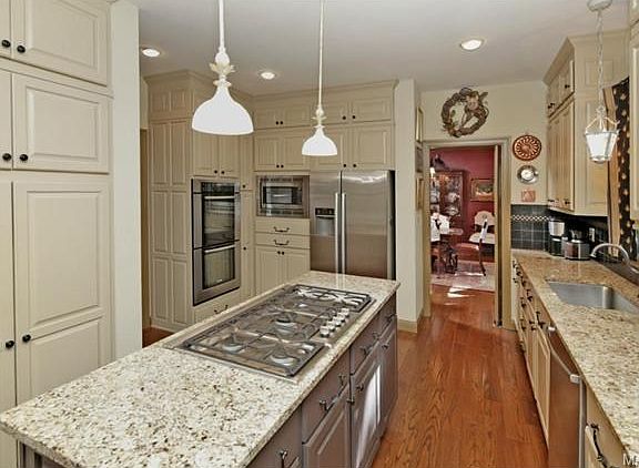 5th image of 13319 Fairfield Circle Dr