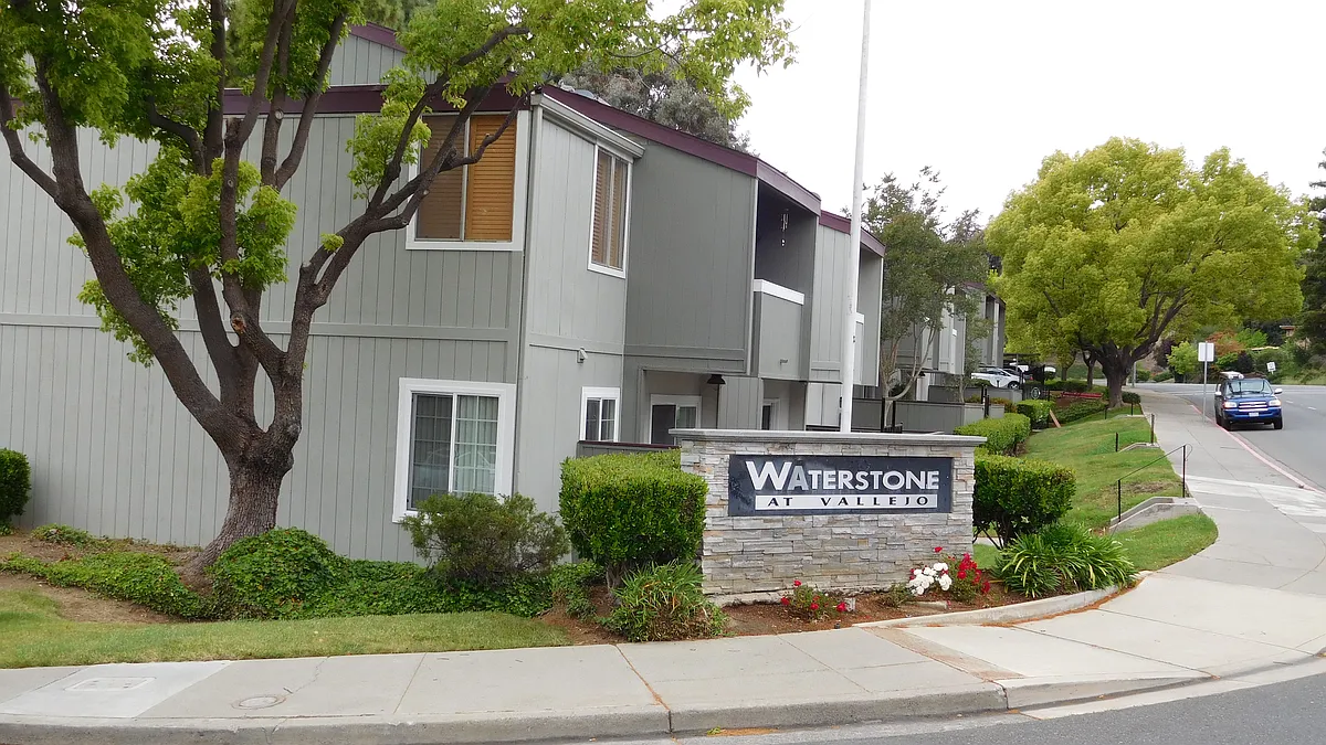 Photo 1 of 12 - 1333 N Camino Alto Rd #163 - Vallejo, CA Primary Photo - 1333 N Camino Alto Rd #163