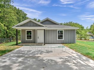 105 S Commerce, Savoy, TX 75479