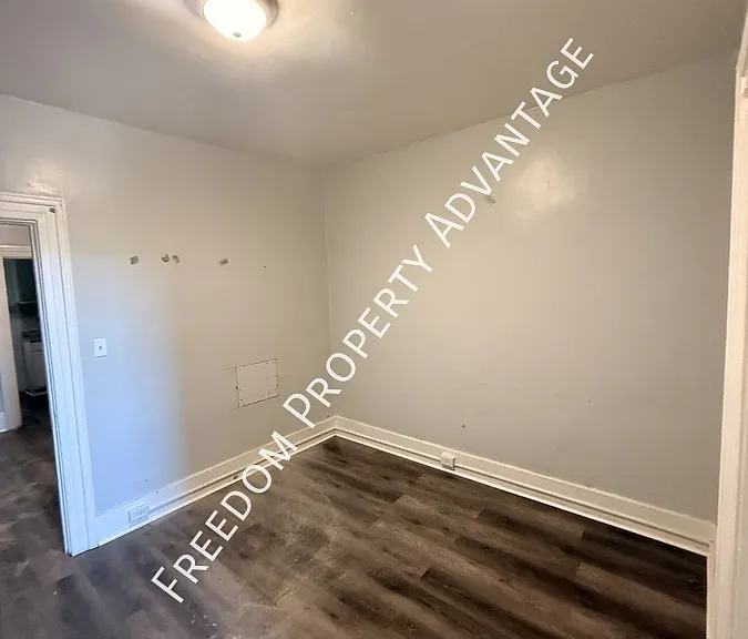 224 N Main St #7 — Photo 9