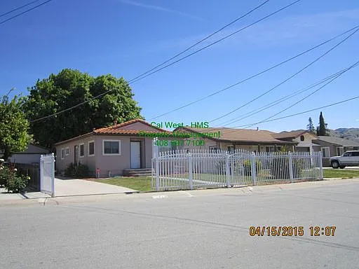 210 Laumer Ave photo 1
