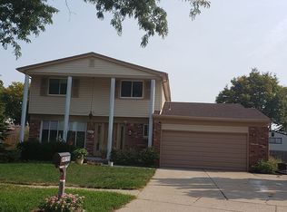35772 Duke Dr, Sterling Heights, MI 48310
