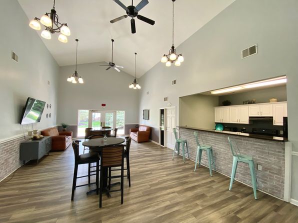 12190 Whirlaway Dr #14664A