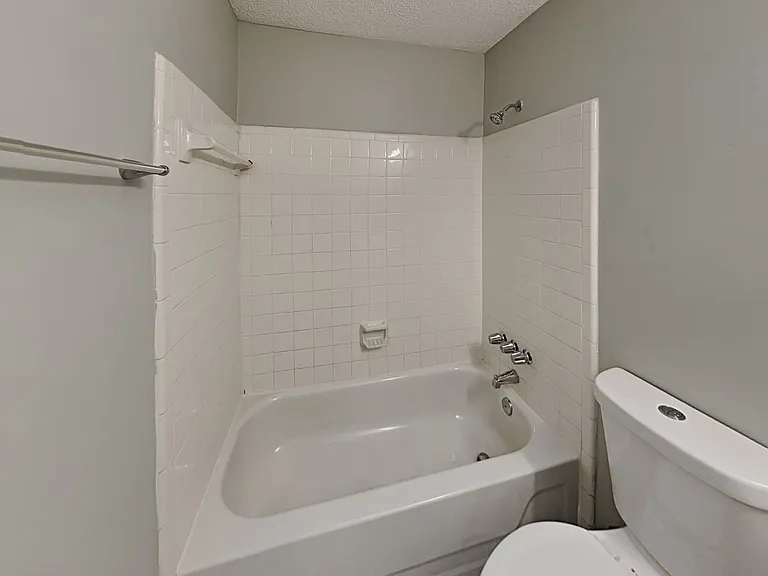 7215 Sharbeth Dr S — Photo 15