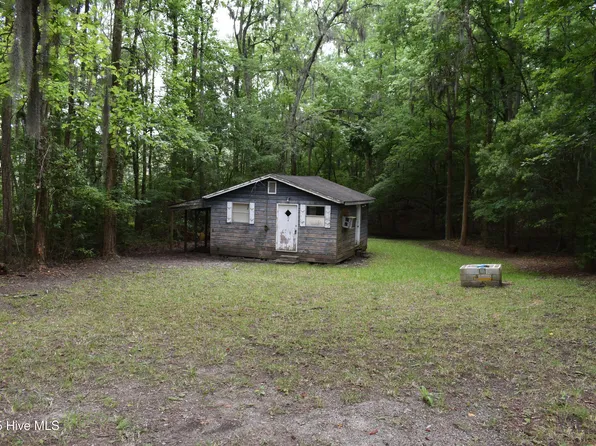417 River Road, Blounts Creek, NC 27814
