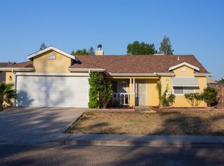 946 N Esther St, Porterville, CA 93257