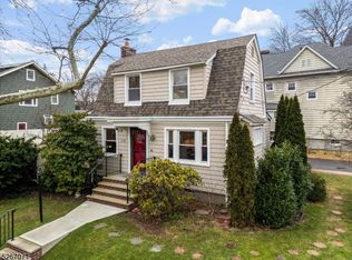 230 Mountain Way, Rutherford, NJ 07070