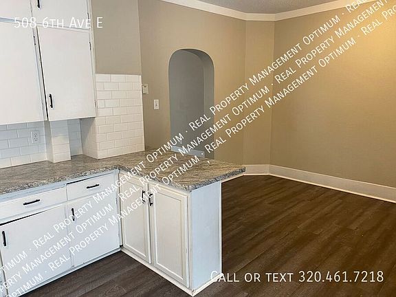 3rd image of 508 6th Ave E