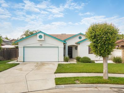 722 W Marilyn Court, Farmersville, CA, 93223