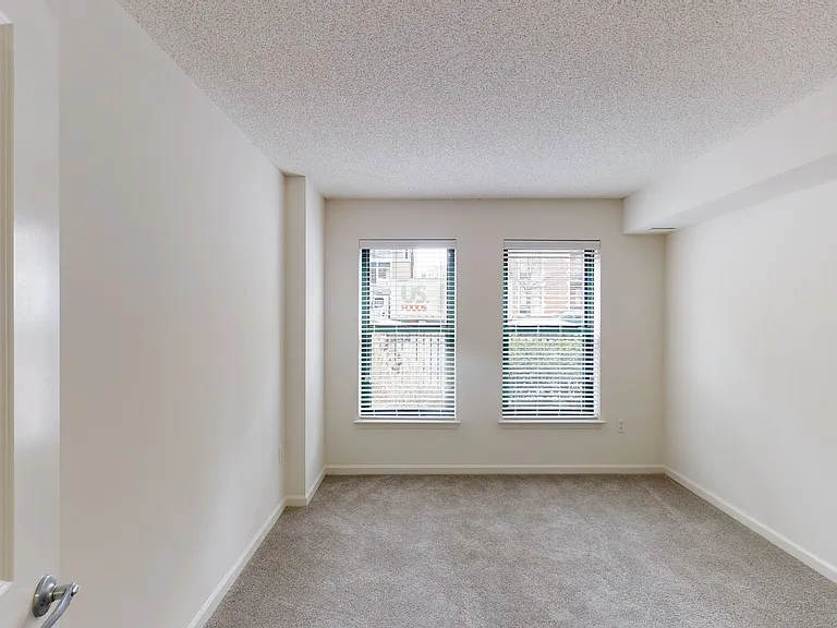 1301 Thomas Circle — Photo 62