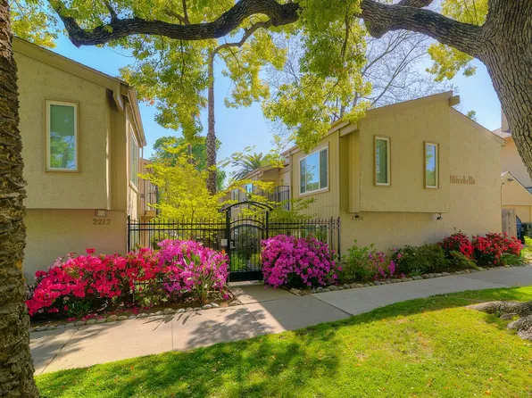 2206 V St #12, Sacramento, CA 95818