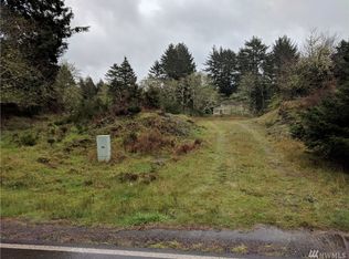 218 Dolphin Ave NE, Ocean Shores, WA 98569