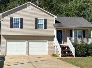 112 Thorn Thicket Ct, Rockmart, GA 30153